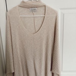 Choker sweater